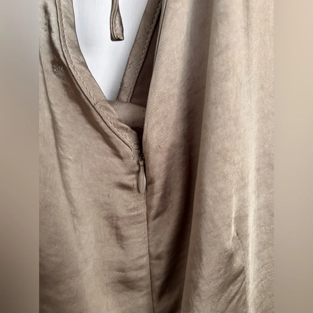 BNWT Oak & Fort Satin Butterfly Dress in Gold/Brown Size M - Picture 10 of 10